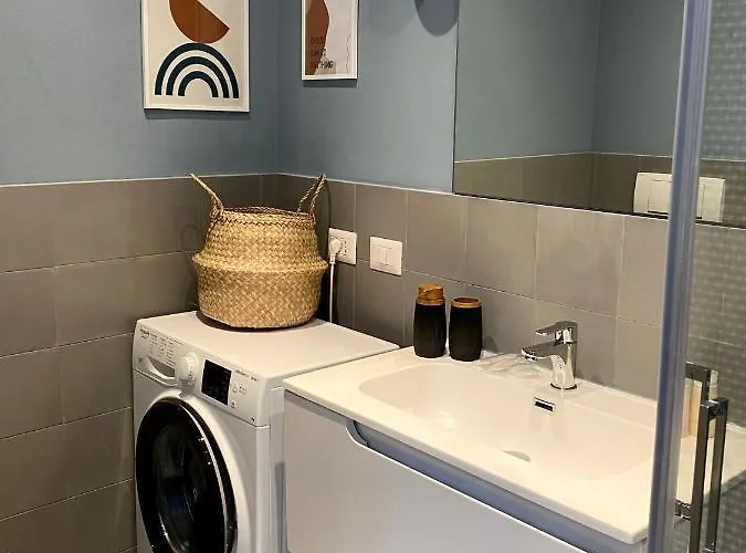 Regina E Oriente - La Casa Del Moro * 바메노